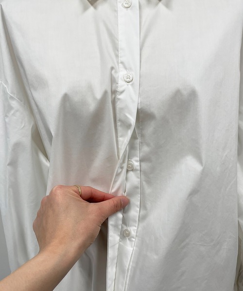 LUGIVA(ルギヴァ)の「コットンツイルロングシャツ(シャツ/ブラウス・レディース・オフホワイト/ブルー系その他・M)」の10枚目の写真