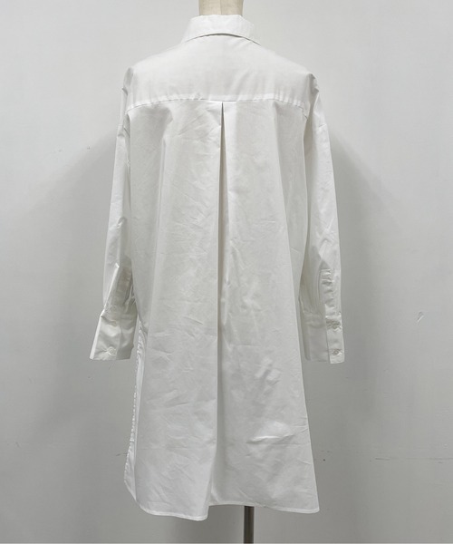 LUGIVA(ルギヴァ)の「コットンツイルロングシャツ(シャツ/ブラウス・レディース・オフホワイト/ブルー系その他・M)」の8枚目の写真