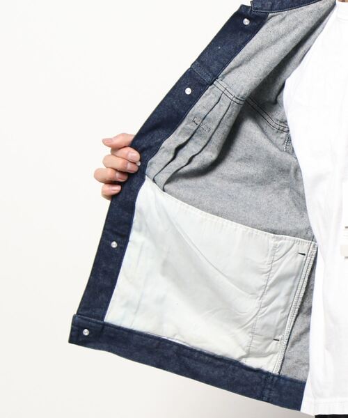 ikka（イッカ）の「【WEB限定】ビッグシルエットデニムジャケット（デニムジャケット・メンズ・スカイブルー/ネイビー・M/L/XL）」の4枚目の写真