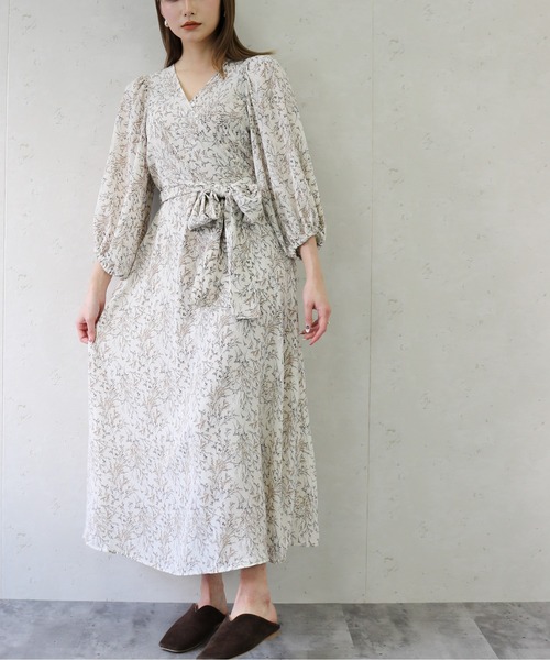 Per sist ence(パーシエンス)の「カシュクールボタンデザインワンピ 小花柄共リボン付/洗濯可(ワンピース・レディース・ブルー/ブラック/オフホワイト/ベージュ・FREE)」の16枚目の写真