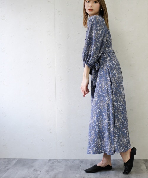 Per sist ence(パーシエンス)の「カシュクールボタンデザインワンピ 小花柄共リボン付/洗濯可(ワンピース・レディース・ブルー/ブラック/オフホワイト/ベージュ・FREE)」の6枚目の写真