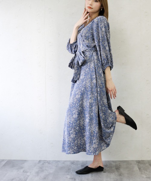 Per sist ence(パーシエンス)の「カシュクールボタンデザインワンピ 小花柄共リボン付/洗濯可(ワンピース・レディース・ブルー/ブラック/オフホワイト/ベージュ・FREE)」の8枚目の写真