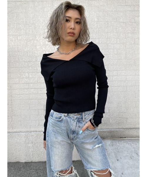 EGOIST（エゴイスト）の「ビッグカラーオフショルニットトップスII（ニット/セーター・レディース・ホワイト/ブラック/グリーン・FREE）」の7枚目の写真