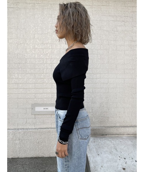 EGOIST（エゴイスト）の「ビッグカラーオフショルニットトップスII（ニット/セーター・レディース・ホワイト/ブラック/グリーン・FREE）」の16枚目の写真