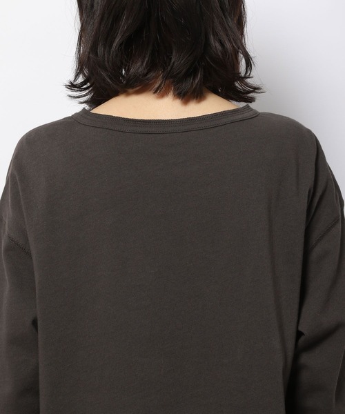 LAKOLE(ラコレ)の「ルーズゲージレタードロングTシャツ / 267652(Tシャツ/カットソー・レディース・オフホワイト/チャコール/サンドグレー/ナチュラル・MEDIUM/SMALL)」の16枚目の写真