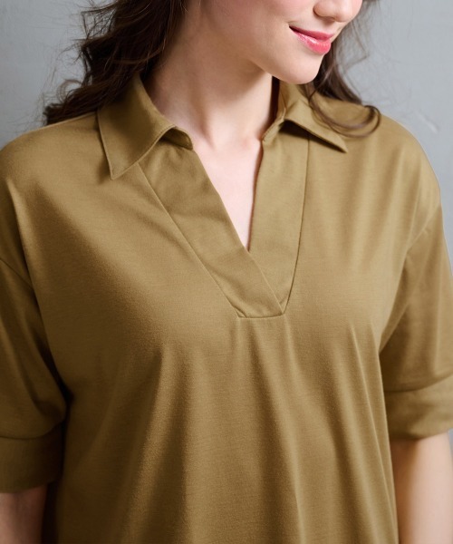 RANAN(ラナン)の「ひんやり!スキッパー衿シャツ風カットソー(Tシャツ/カットソー・レディース・ベージュ/ホワイト系その他/オフホワイト/ネイビー・L/M/LL)」の7枚目の写真