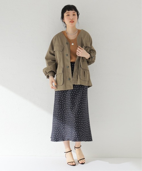 Spick & Span（スピックアンドスパン）の「【MEYAME】OBLONG NECK SLEEVELESS（タンクトップ・レディース・ホワイト/ブラック/キャメル・FREE）」の13枚目の写真