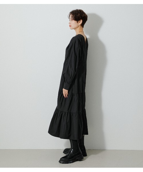 AZUL by moussy(アズールバイマウジー)の「2WAY CACHECOEUR TIERED OP/2WAYカシュクールティアードワンピース(ワンピース・レディース・ブラック/ベージュ・SMALL/MEDIUM)」の22枚目の写真