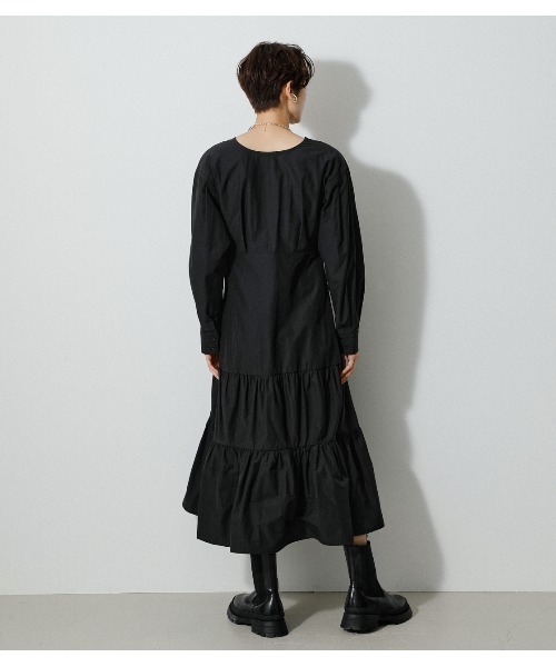 AZUL by moussy(アズールバイマウジー)の「2WAY CACHECOEUR TIERED OP/2WAYカシュクールティアードワンピース(ワンピース・レディース・ブラック/ベージュ・SMALL/MEDIUM)」の17枚目の写真