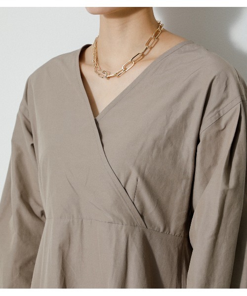 AZUL by moussy(アズールバイマウジー)の「2WAY CACHECOEUR TIERED OP/2WAYカシュクールティアードワンピース(ワンピース・レディース・ブラック/ベージュ・SMALL/MEDIUM)」の11枚目の写真