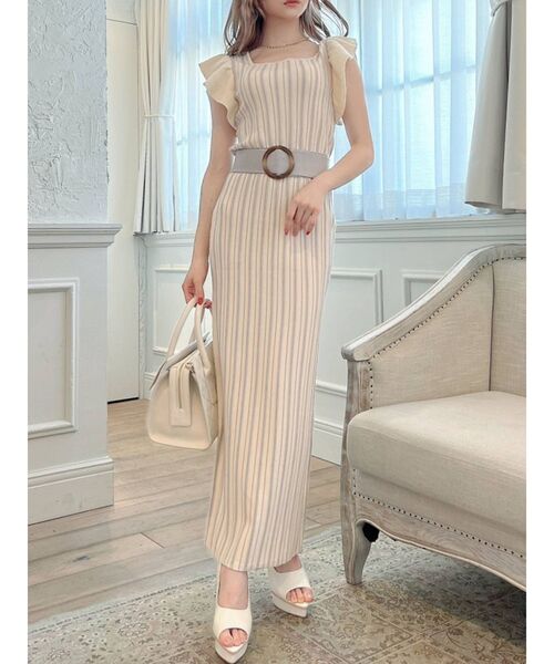 RESEXXY(リゼクシー)の「ラッフルデザインニットワンピース(ワンピース・レディース・ブラック/ベージュ/その他/その他1・FREE)」の4枚目の写真