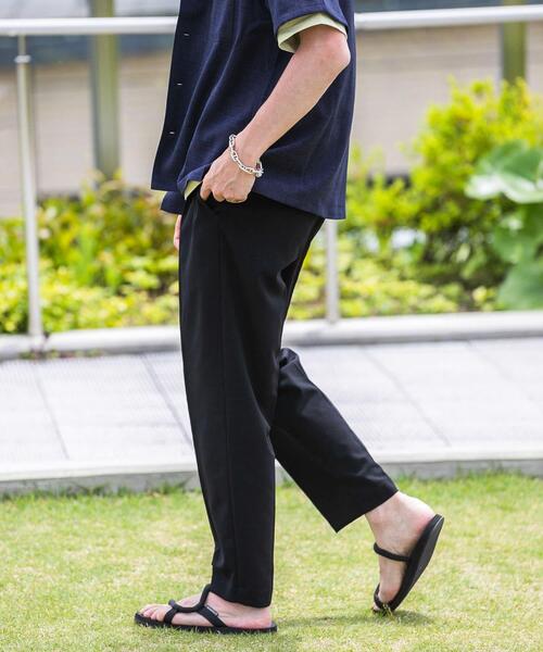 ITEMS URBANRESEARCH(アイテムズ アーバンリサーチ)の「『セットアップ対応』クールタッチ TRスラックス(その他パンツ・メンズ・ベージュ/オフホワイト/ブルー/ブラック/ライトグレー/ブラウン・LARGE/MEDIUM)」の3枚目の写真