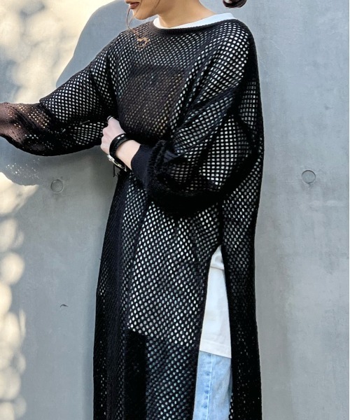 y/m by Yukie(イムバイユキエ)の「アクリルメッシュニットワンピース(ワンピース・レディース・ブラック/ベージュ/グリーン・FREE)」の2枚目の写真