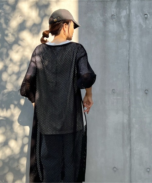 y/m by Yukie(イムバイユキエ)の「アクリルメッシュニットワンピース(ワンピース・レディース・ブラック/ベージュ/グリーン・FREE)」の22枚目の写真
