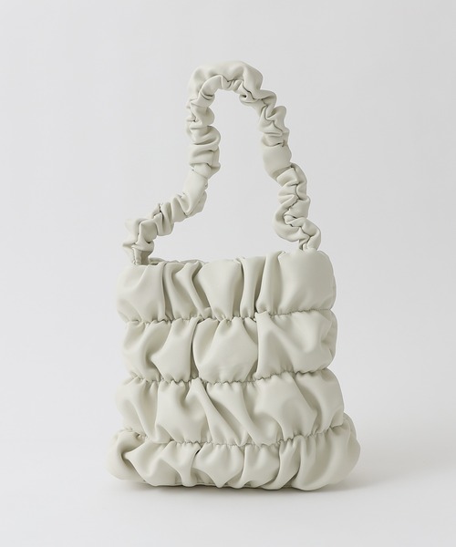 COLONY 2139（コロニートゥーワンスリーナイン）の「シャーリング縦型バッグ（トートバッグ・レディース・アイボリー/ブラック・FREE）」の8枚目の写真