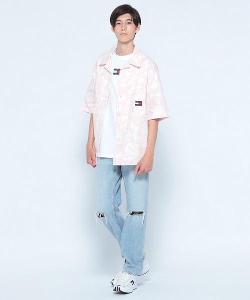 tommy jeans（トミー ジーンズ）の「【FESTIVAL CAPSULE COLLECTION】フラワープリントショートスリーブシャツ（シャツ/ブラウス・メンズ・ネイビー/ピンク・SMALL/MEDIUM/LARGE/X-LARGE）」の19枚目の写真