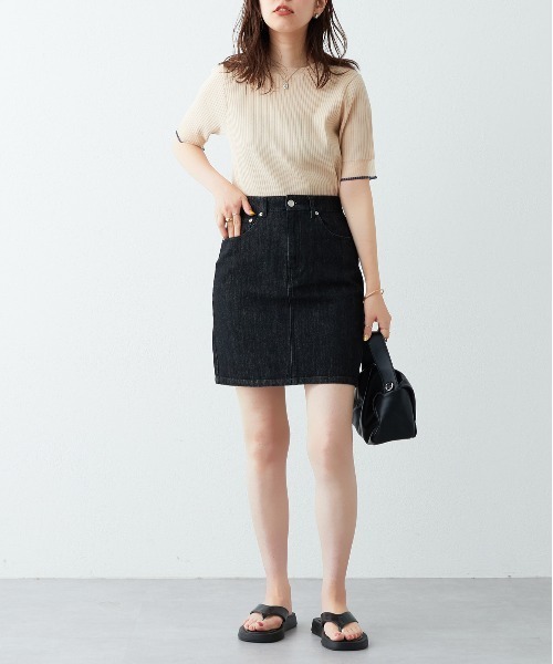 natural couture(ナチュラルクチュール)の「WEB限定/デニム台形ミニスカート(スカート・レディース・オフホワイト/ブラック/ブルー・FREE)」の10枚目の写真