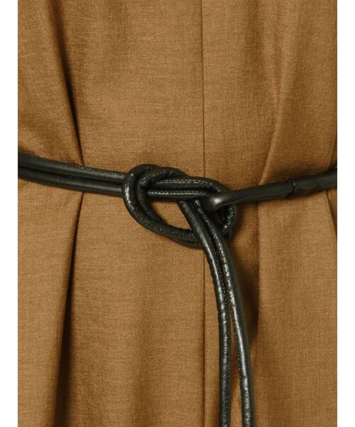 ELENDEEK（エレンディーク）の「Vネックコンビネゾン（つなぎ/オールインワン・レディース・ブラック/イエロー/ブラウン・01/02）」の15枚目の写真