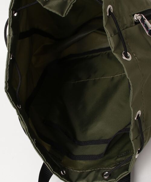 FREDRIK PACKERS(フレドリックパッカーズ)の「廃盤 FREDRIK PACKERS / フレドリックパッカーズ / 420D BLOOM PACK(バックパック/リュック・レディース・ブラック/ネイビー/グリーン系その他/タン/シルバー/ホワイト/オリーブ/レオパード・ONESIZE)」の19枚目の写真