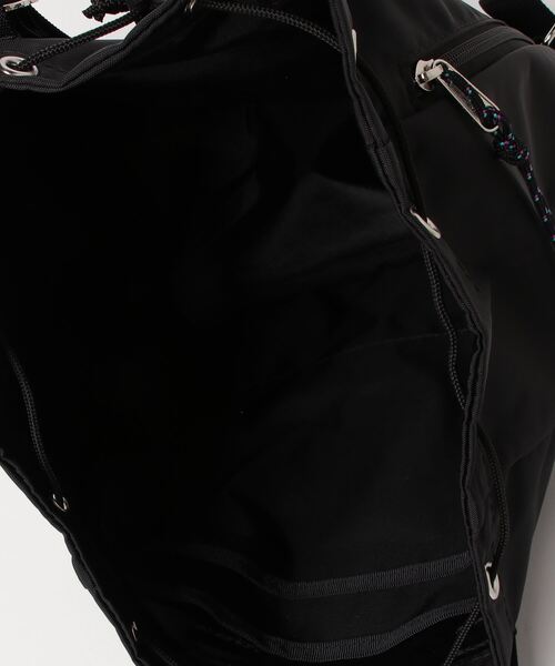 FREDRIK PACKERS(フレドリックパッカーズ)の「廃盤 FREDRIK PACKERS / フレドリックパッカーズ / 420D BLOOM PACK(バックパック/リュック・レディース・ブラック/ネイビー/グリーン系その他/タン/シルバー/ホワイト/オリーブ/レオパード・ONESIZE)」の21枚目の写真