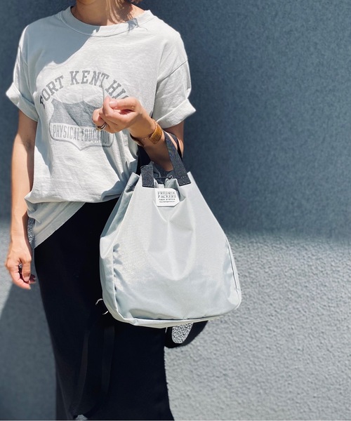 FREDRIK PACKERS(フレドリックパッカーズ)の「廃盤 FREDRIK PACKERS / フレドリックパッカーズ / 420D BLOOM PACK(バックパック/リュック・レディース・ブラック/ネイビー/グリーン系その他/タン/シルバー/ホワイト/オリーブ/レオパード・ONESIZE)」の7枚目の写真
