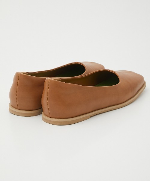 RODEO CROWNS WIDE BOWL（ロデオクラウンズワイドボウル）の「SQUARE PUMPS（パンプス・レディース・ブラック/ベージュ・SMALL/MEDIUM/LARGE）」の5枚目の写真