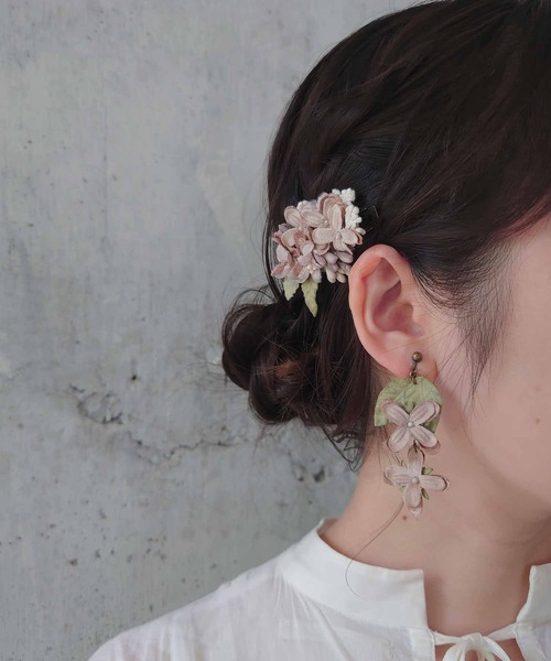 m.soeur(エムスール)の「あじさいの揺れピアス*(ピアス(両耳用)・レディース・ブルー/ホワイト/パープル・FREE)」の13枚目の写真