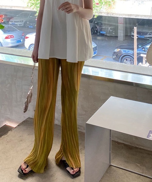 MANGROVE（マングローブ）の「マーブルプリーツパンツ（その他パンツ・レディース・イエロー・FREE）」の2枚目の写真