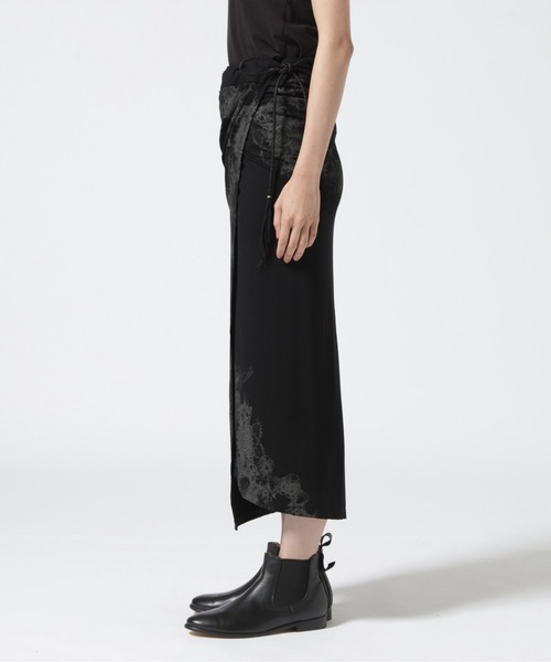 KMRii(ケムリ)の「KMRii/ケムリ/別注MAGNOLIA FLOWER SKIRT(スカート・レディース・ブラック・S)」の7枚目の写真