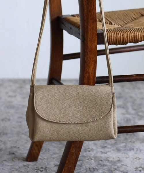 Bonjour Sagan（ボンジュールサガン）の「【2022 新作】スクエアミニショルダーバッグ（ショルダーバッグ・レディース・ブラック/ベージュ/オフホワイト・FREE）」の12枚目の写真