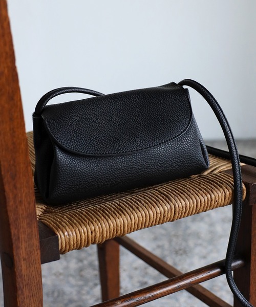 Bonjour Sagan（ボンジュールサガン）の「【2022 新作】スクエアミニショルダーバッグ（ショルダーバッグ・レディース・ブラック/ベージュ/オフホワイト・FREE）」の18枚目の写真