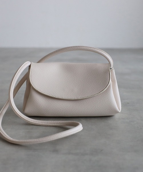 Bonjour Sagan（ボンジュールサガン）の「【2022 新作】スクエアミニショルダーバッグ（ショルダーバッグ・レディース・ブラック/ベージュ/オフホワイト・FREE）」の9枚目の写真