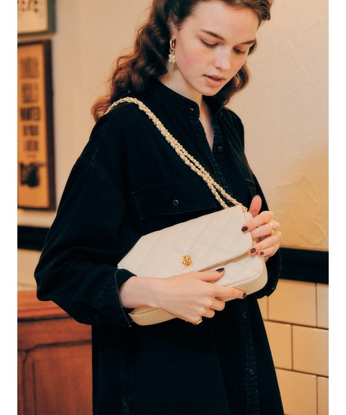 AMERICAN HOLIC（アメリカンホリック）の「2wayキルティングチェーンバッグ（ショルダーバッグ・レディース・ブラック/キャメル/パープル/アイボリー・FREE）」の16枚目の写真