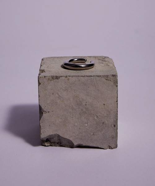 JUNRED（ジュンレッド）の「ital. from JUNRed / arch ring（リング・メンズ・シルバー・L/S）」の3枚目の写真