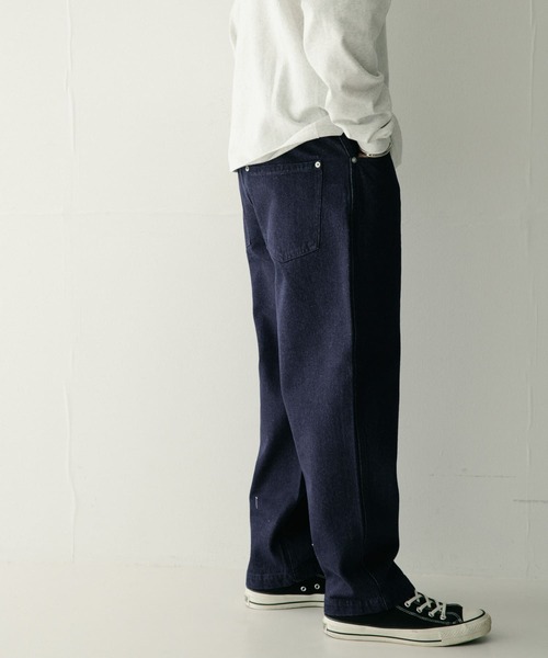 ITEMS URBANRESEARCH（アイテムズ アーバンリサーチ）の「デニム テーパードパンツ（デニムパンツ・メンズ・ブルー/ライトブルー/ネイビー・LARGE/MEDIUM）」の7枚目の写真