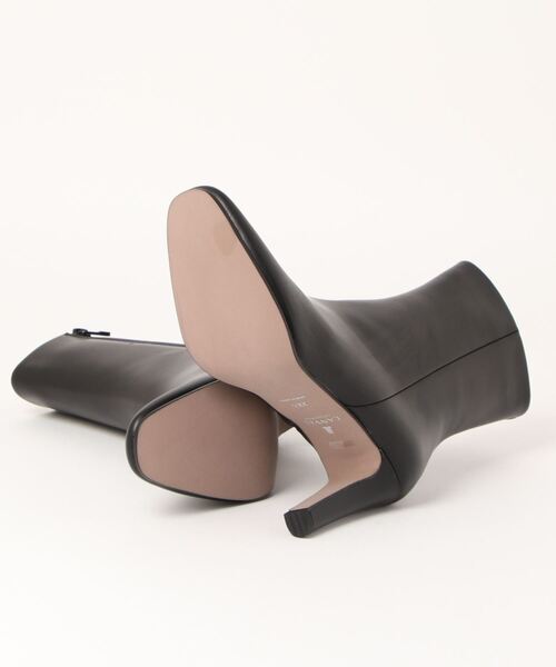 LANVIN collection(ランバン コレクション)の「プレーンショートブーツ(ブーツ・レディース・ブラック/ベージュ・23.5cm/24.5cm/24.0cm/23.0cm/22.5cm)」の4枚目の写真
