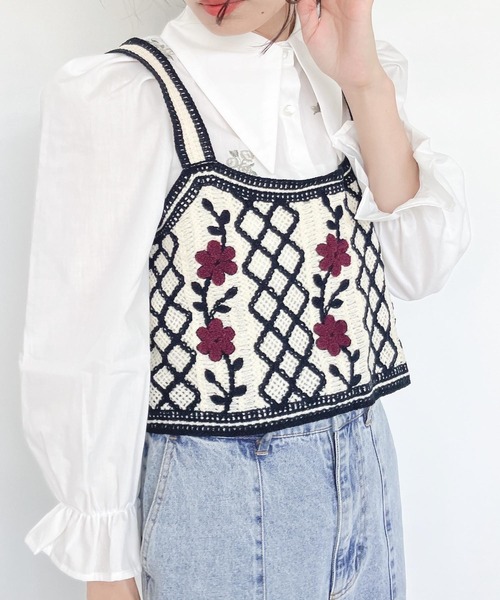 AS KNOW AS plus（アズノゥアズプラス）の「♪フラワーニットビスチェ（ベスト・レディース・ベージュ/ブラック・FREE）」の3枚目の写真