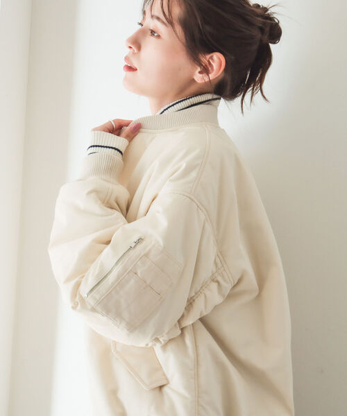 B:MING by BEAMS(ビーミングバイビームス)の「B:MING by BEAMS / 中綿 MA-1 22AW(MA-1・レディース・アイボリー系/オリーブ/ブラック・SMALL/MEDIUM)」の15枚目の写真