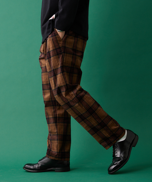 JOURNAL STANDARD relume（ジャーナルスタンダード　レリューム）の「TECH CORDS OVAL FIT パンツ（その他パンツ・メンズ・チャコールグレー/ネイビー/カーキ/ブラウン系その他/ベージュ系その他・SMALL/MEDIUM/LARGE）」の21枚目の写真