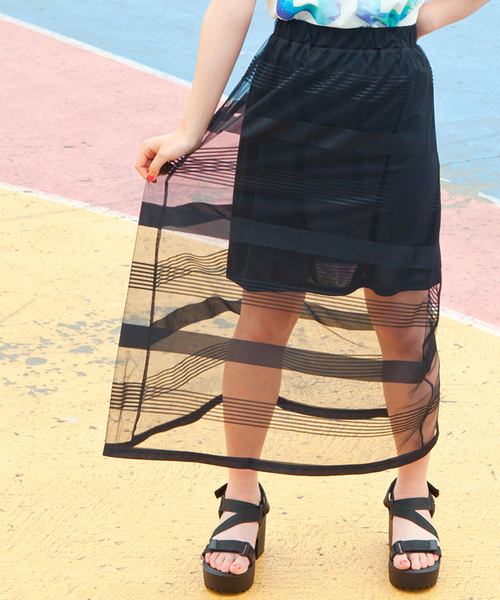 WEGO（ウィゴー）の「WEGO/ボーダーチュールマキシスカート（スカート・レディース・ホワイト/ブラック・FREE）」の2枚目の写真