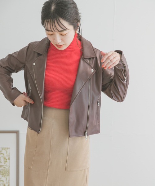 ITEMS URBANRESEARCH（アイテムズ アーバンリサーチ）の「フェイクレザーダブルライダースジャケット（ライダースジャケット・レディース・ブラック/ライトブラウン・MEDIUM/SMALL）」の3枚目の写真