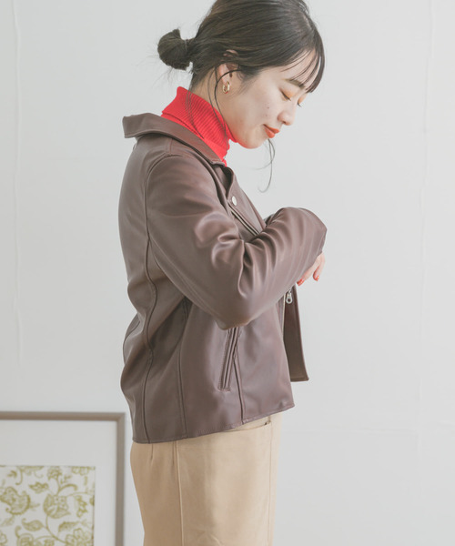 ITEMS URBANRESEARCH（アイテムズ アーバンリサーチ）の「フェイクレザーダブルライダースジャケット（ライダースジャケット・レディース・ブラック/ライトブラウン・MEDIUM/SMALL）」の7枚目の写真