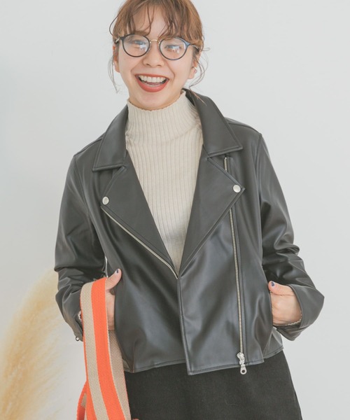 ITEMS URBANRESEARCH（アイテムズ アーバンリサーチ）の「フェイクレザーダブルライダースジャケット（ライダースジャケット・レディース・ブラック/ライトブラウン・MEDIUM/SMALL）」の12枚目の写真