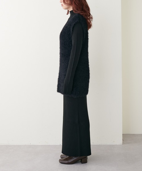 natural couture(ナチュラルクチュール)の「大人ナチュ/リブニットワンピース×フェザーベストセット(ワンピース・レディース・オフホワイト/グレイッシュベージュ/ブラック/ブラウン・FREE)」の22枚目の写真