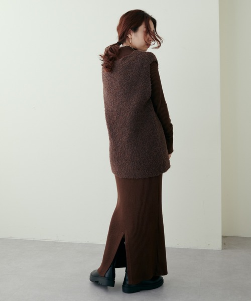 natural couture(ナチュラルクチュール)の「大人ナチュ/リブニットワンピース×フェザーベストセット(ワンピース・レディース・オフホワイト/グレイッシュベージュ/ブラック/ブラウン・FREE)」の15枚目の写真