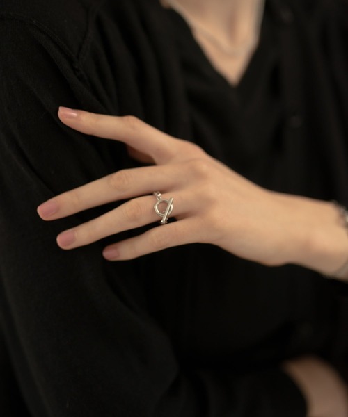 novice（ノーヴィス）の「【novice】Mantel Chain Ring（リング・レディース・シルバー/ゴールド・FREE）」の3枚目の写真