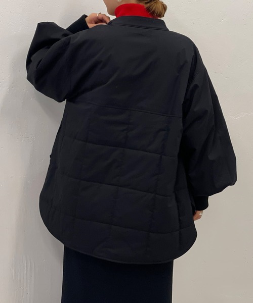 BEARDSLEY（ビアズリー）の「キルティング袖ボリュームショートコート