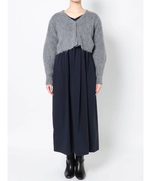 ELENDEEK(エレンディーク)の「ショートファーカーディガンセットワンピース(ワンピース・レディース・ブラック/グレー/オフホワイト・01/02)」の5枚目の写真