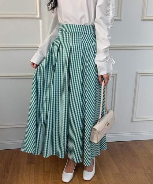 ECLIN(エクラン)の「マキシ丈ギンガムチェックフレアスカート(スカート・レディース・ブラック/グリーン/ネイビー・S/M)」の5枚目の写真