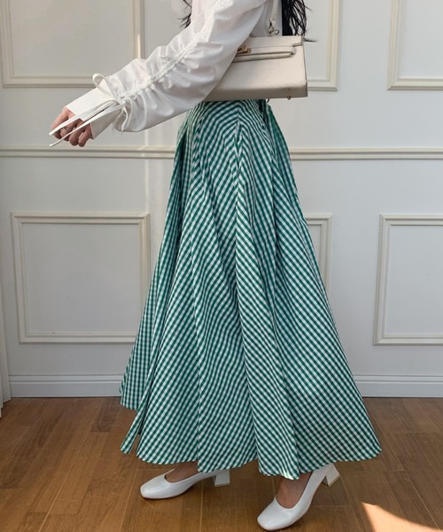 ECLIN(エクラン)の「マキシ丈ギンガムチェックフレアスカート(スカート・レディース・ブラック/グリーン/ネイビー・S/M)」の18枚目の写真